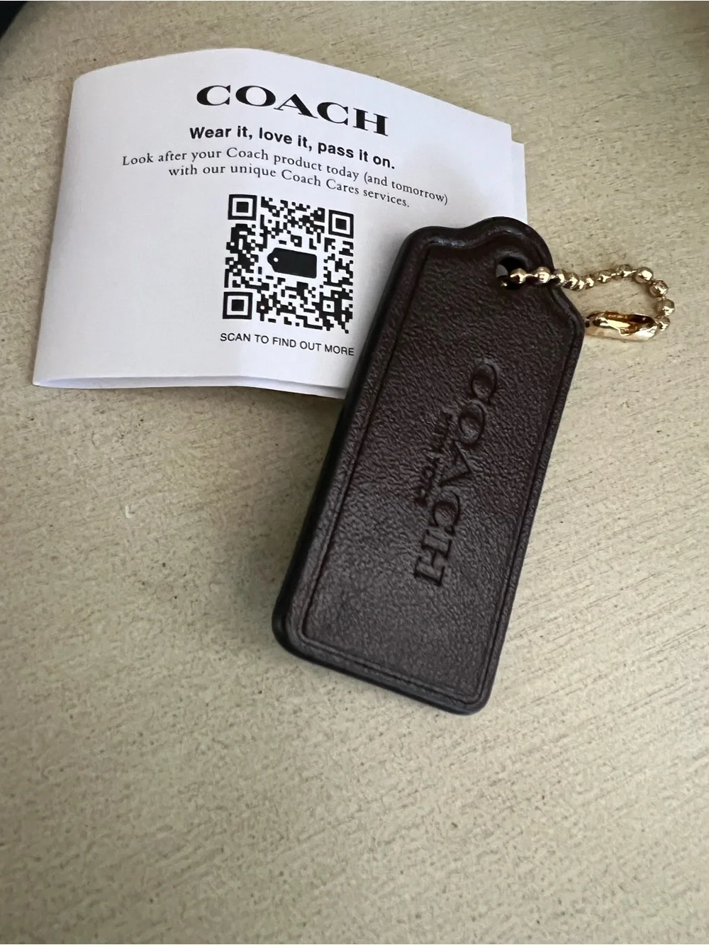 COACH MAPLE Brown Leather Key Tag with Gold Chain